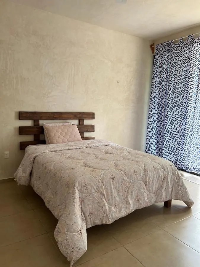 King'S Tuuch Bacalar - Cerca De La Laguna Homestay