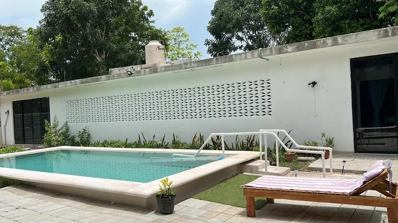 King'S Tuuch Bacalar - Cerca De La Laguna Homestay